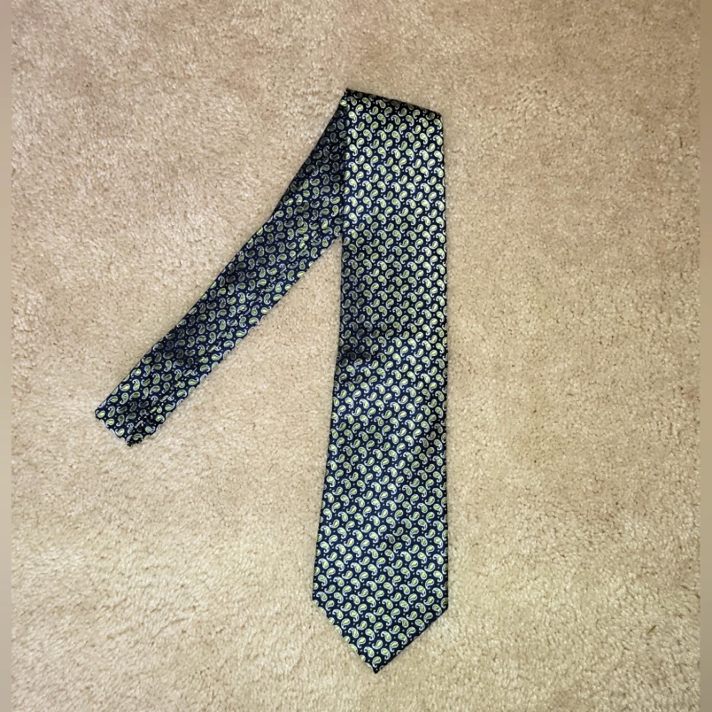 Roundtree & Yorke Tie 👔